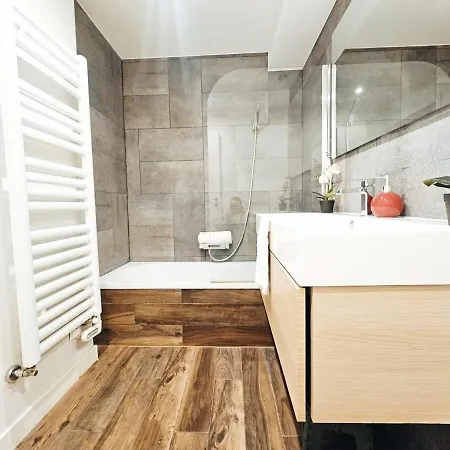 Ideal Base 2br W Balcony&parking *