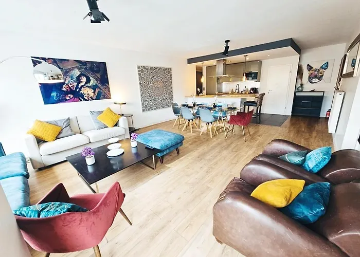 Ideal Base 2br W Balcony&parking Apartment *